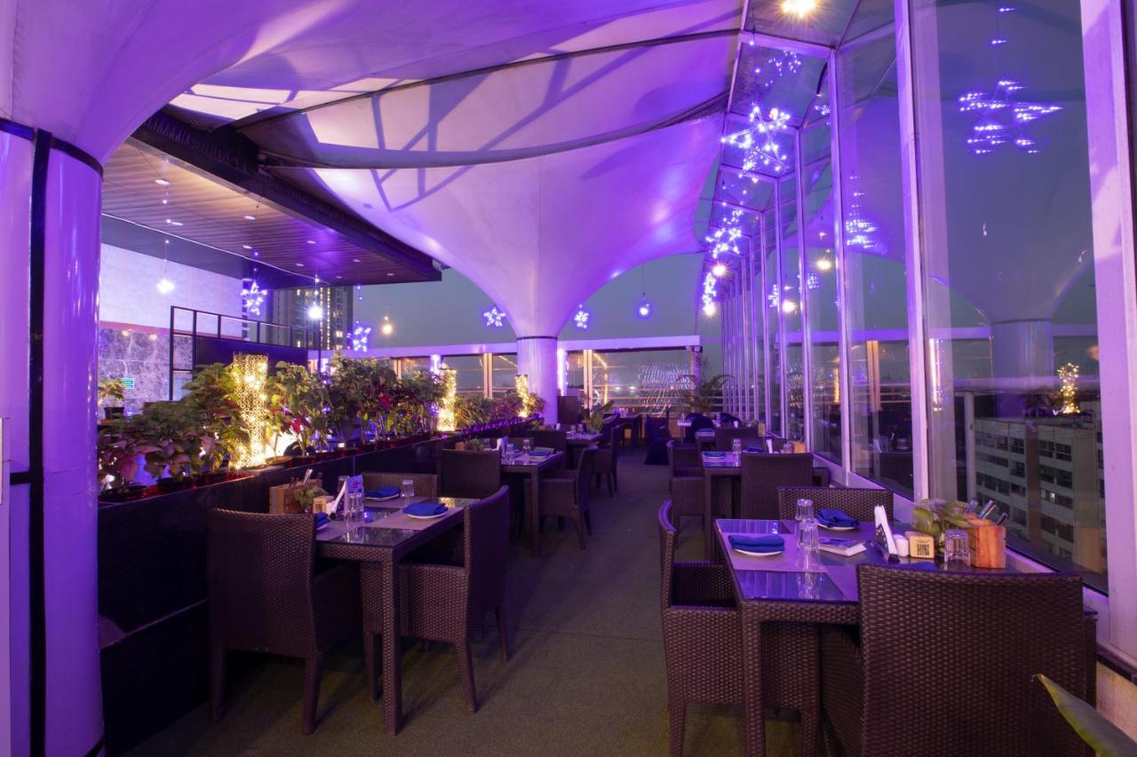 The Cunningham Hotel Bangalore Exterior photo
